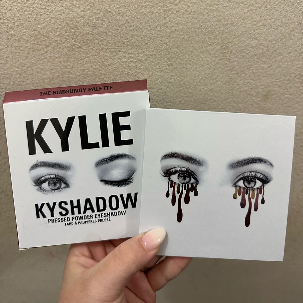 The Burgundy Palette Kylie Cosmetics